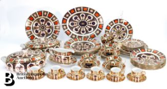 Royal Crown Derby Imari Dinner service