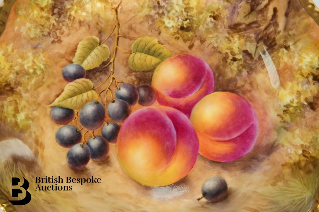 Royal Worcester Fallen Fruit Cabinet Plates - Image 8 of 11