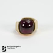 18ct Gold Garnet Ring