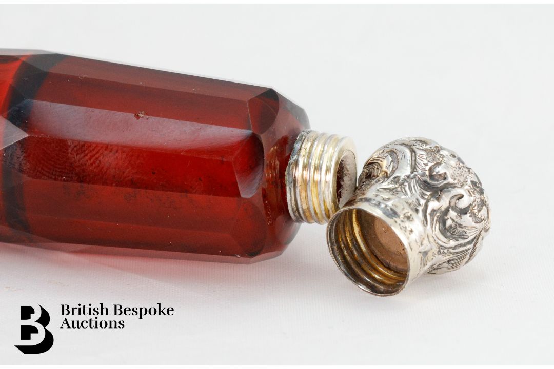 Victorian Cranberry Glass Double Scent Bottle - Image 8 of 9