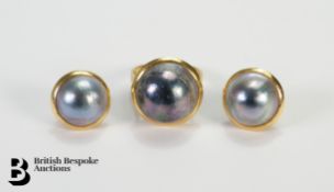 18ct Gold Grey Pearl Ring and Earring Set