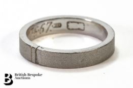Gentleman's 18ct White Gold Wedding Band