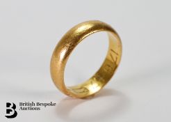 Gentleman's 22ct Gold Wedding Band