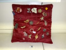 MIXED VINTAGE BROOCHES ON CUSHION