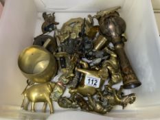 QUANTITY OF VINTAGE BRASS ITEMS INCLUDES VASE AND ANIMALS