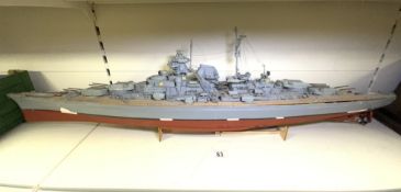 LARGE MODEL OF WWII GERMAN BATTLESHIP 'THE BISMARK', 126CM
