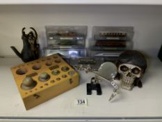 MIXED ITEMS INCLUDES MODEL TRAINS (DEL PRADO N GAUGE 9MM), SKULL MONEY BOX AND MORE