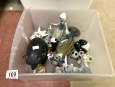 MIXED ITEMS INCLUDES CERAMIC ANIMALS (USSR), ROYAL CROWN DERBY AND MORE