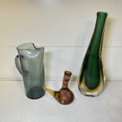 THREE PIECES OF MID-CENTURY ART GLASS INCLUDING A SMOKEY GREY PITCHER, A VINTAGE SPANISH PORRON