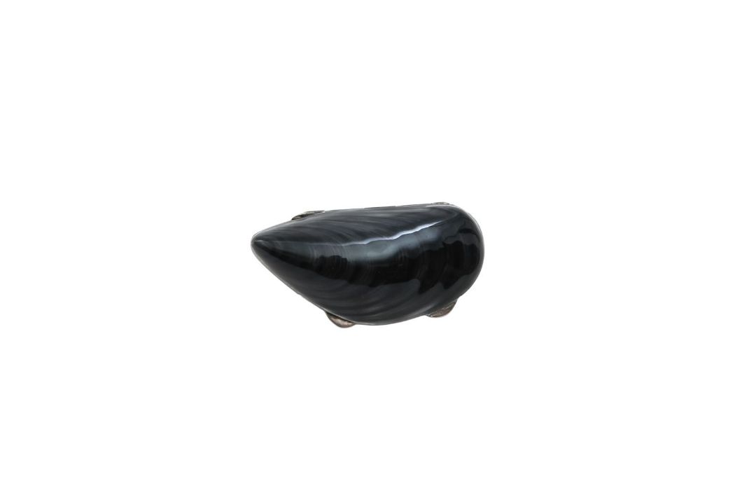 A Tiffany silver and enamelled mussel shell pillbox - Image 1 of 3