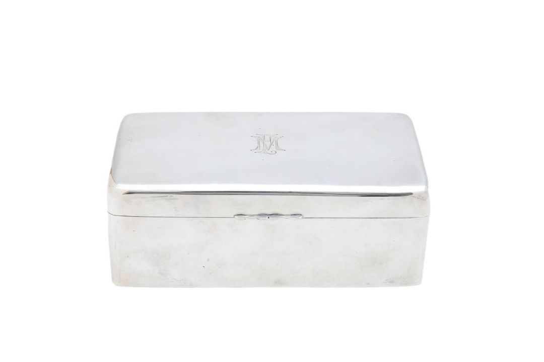 A Victorian silver cigar box - Image 1 of 3