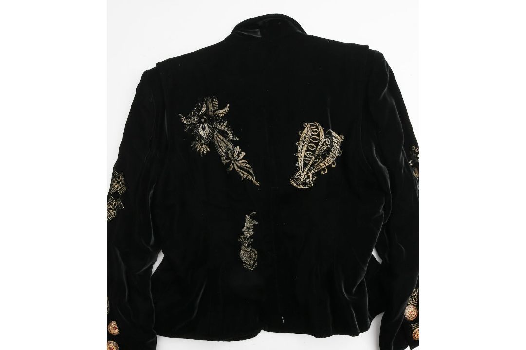 A Christian Lacroix black silk velvet jacket - Image 10 of 11