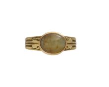 A French gents chrysoberyl cats eye gem set ring