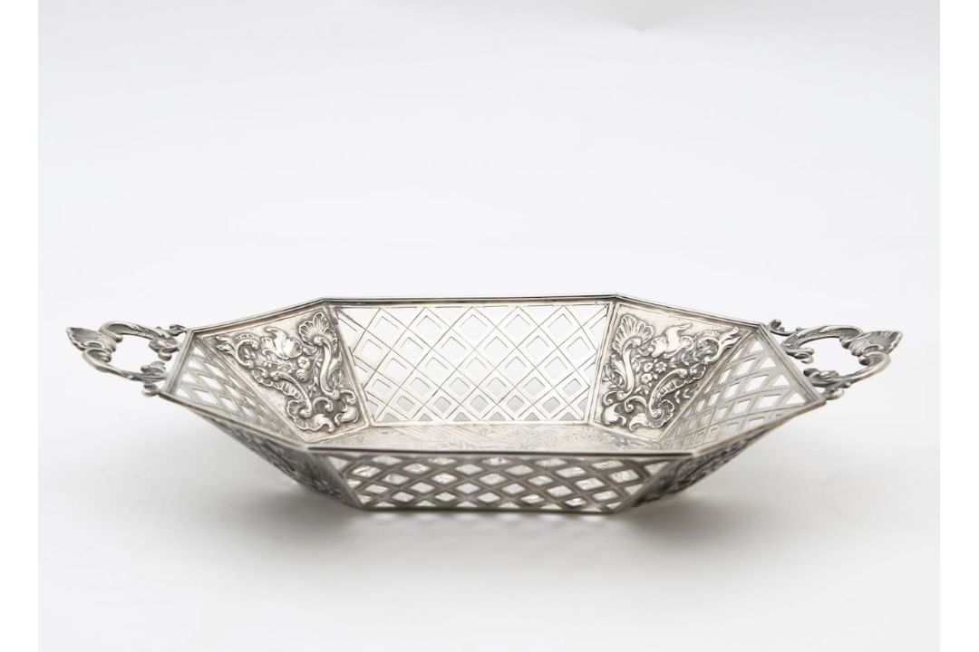 A German silver pierced dish - Image 2 of 3
