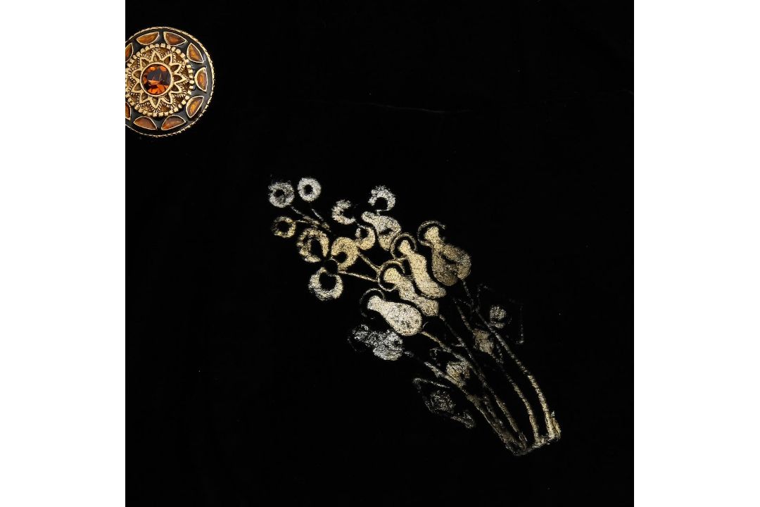 A Christian Lacroix black silk velvet jacket - Image 6 of 11