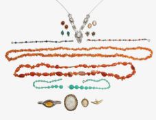 A collection of costume jewellery