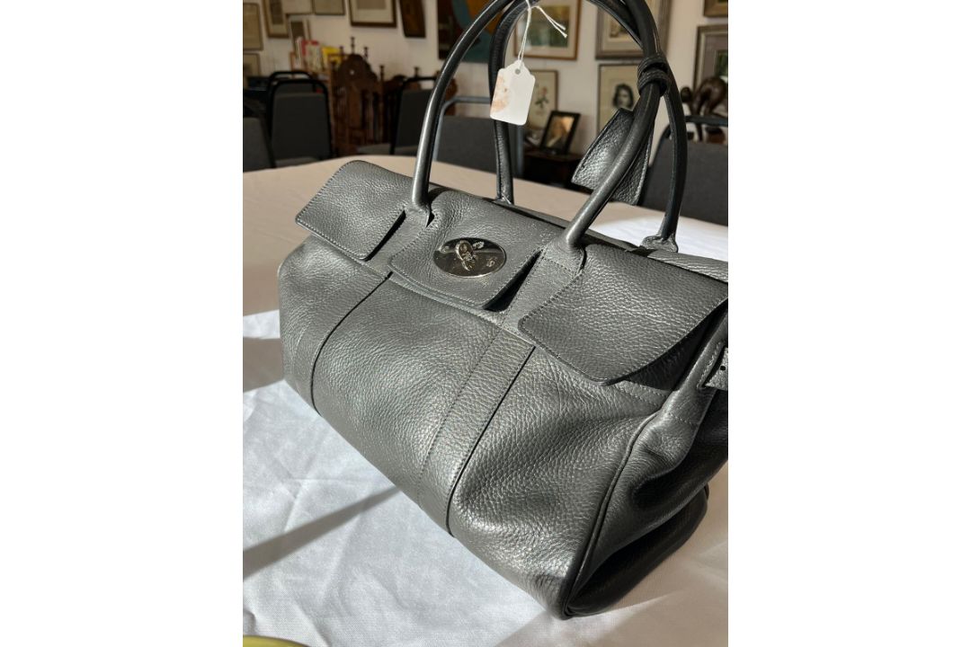 A Mulberry 'Bayswater' Charcoal Grey Oak leather handbag - Image 10 of 11