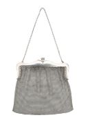 A George V silver mesh purse or bag