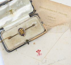 The Collectors Auction