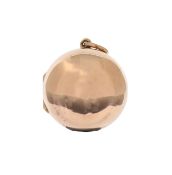 A sphere pendant locket