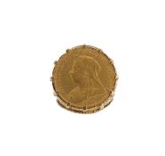 A Victoria 1900 gold full sovereign ring