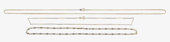 A collection of 9ct gold chains