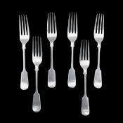 A set of six Edward VII silver Fiddle pattern forks,