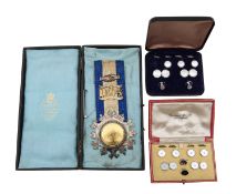 A silver Masonic presentation medal and two sets of dress studs