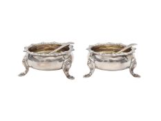 A pair of Edward VII silver salts