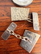 PAIR OF 9ct GOLD CUFFLINKS, BARK EFFECT, WEIGHT APPROX 5.5g