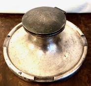 SILVER CAPSTAN INKWELL BASE, BIRMINGHAM, 1924, COVER DETACHED, DIAMETER APPROX 20cm