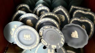 SIXTEEN PIECES OF SMALL WEDGWOOD PLAQUES