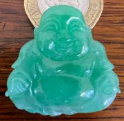 JADEITE CARVED FIGURE OF SEATED BUDDHA, APPROX 2.5cm HIGH