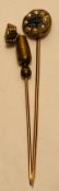 UNMARKED GOLD COLOURED TIE PIN SET WITH ONE SAPPHIRE APPROX 0.75ct AND EIGHT PEARLS, TOTAL WEIGHT