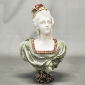 CARVED MARBLE LADY BUST.