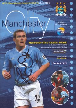 LIVE AUTOGRAPH AUCTION SPORT,MUSIC ENTERTAINMENT ,MILITARY AND COLLECTABLES