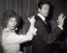 Lulu signed 10x8inch black and white photo.