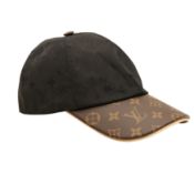 Louis Vuitton Black Monogram Get Ready Cap - Size L