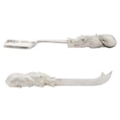 London 2002 by Richard Jarvis A pair of Elizabeth II sterling silver novelty cheese servers