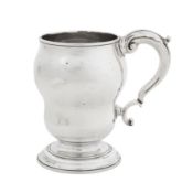 London 1764 by Frederick Knopfell (reg.11 April 1752) An unusual and rare early George III sterling