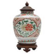 A Chinese wucai 'floral' jar, Transitional period, 17th century 過渡期 五彩花卉紋罐