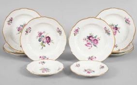 Eight Meissen 'Neu Marseille' dessert plates