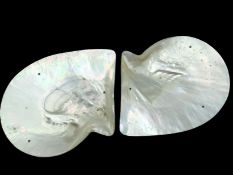 A pair of Chinese mother of pearl caviar serving d