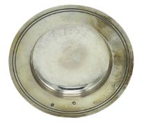 A late 20thC. 1990 London silver trinket dish by G