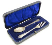 A cased 1915 Sheffield silver christening set by J