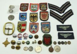 A white metal swimming medal, 12.5g, twinned with