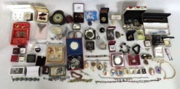 A collection of costume jewellery items including