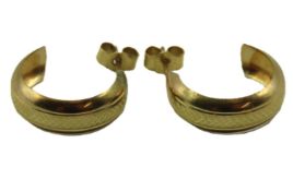 A pair of 9ct gold earrings, 0.7g, 14mm wide