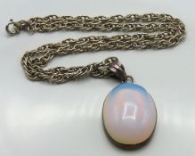 A silver chain with opaline set pendant, chain 440