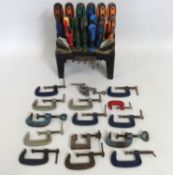 A screwdriver rack containing fourteen Siegen & fo